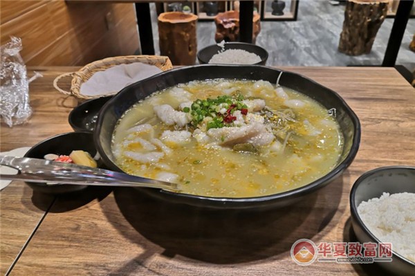 鱼你一起酸菜鱼米饭加盟